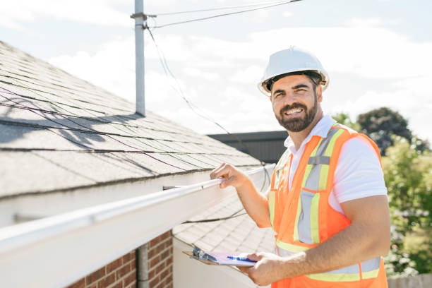 Best Roof Gutter Cleaning  in Diamondhead, MS